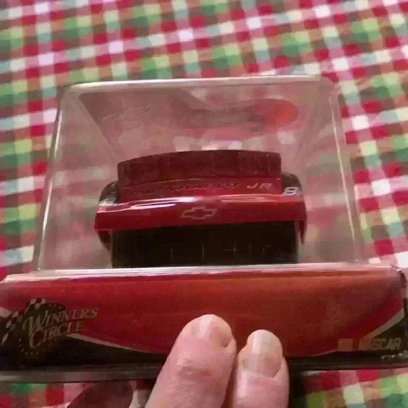 Dale Earnhardt Jr diecast car - Picture 4 of 6